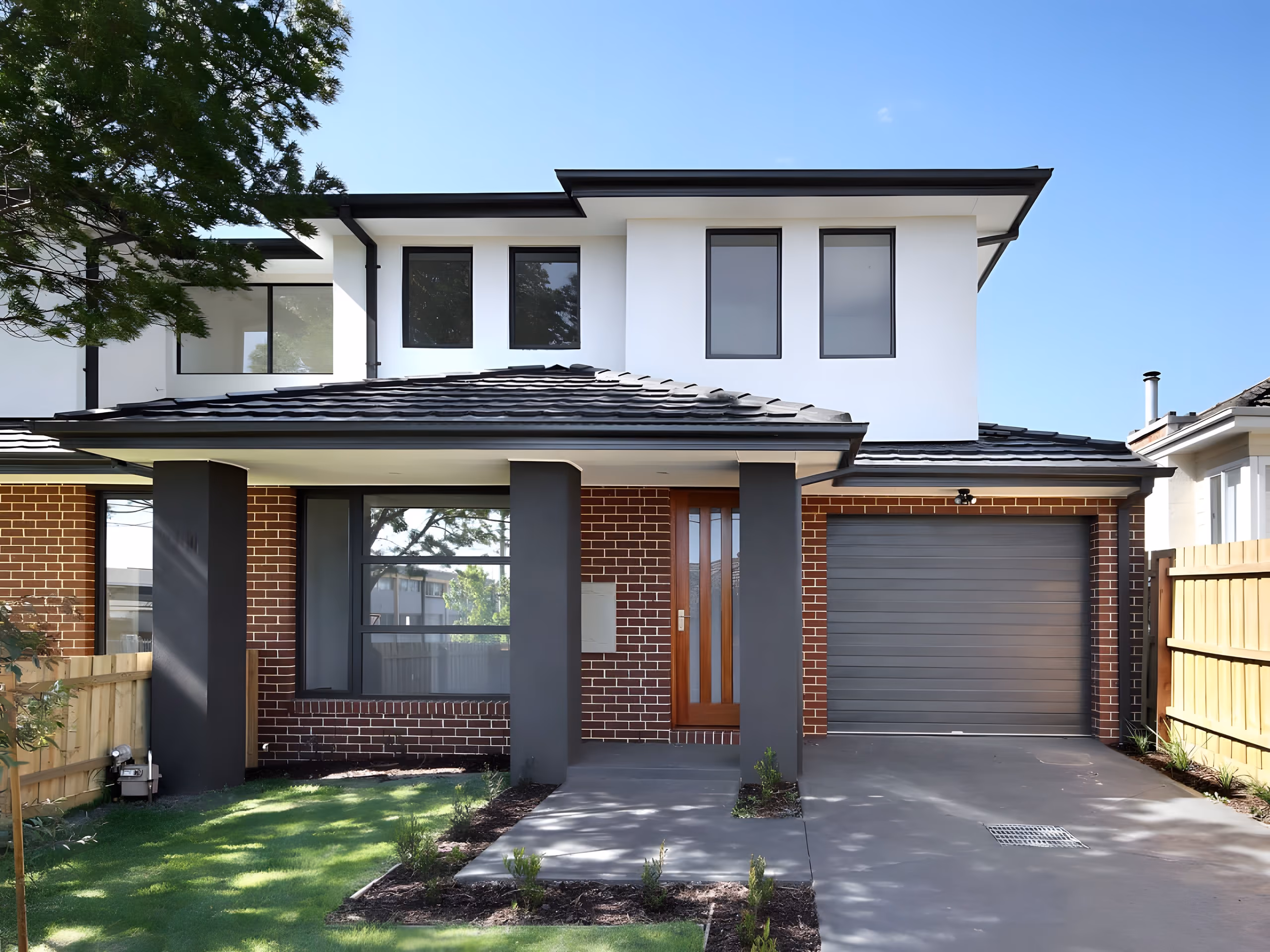 Keith Street townhouse facade in render and brick